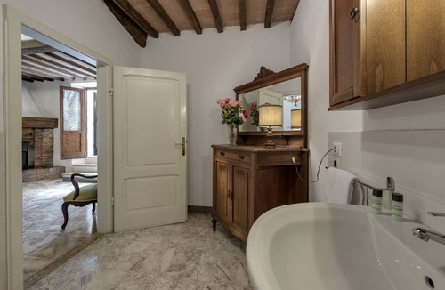 Mensanello Bed & Breakfast | Leccino-standard room in the main village 2+1