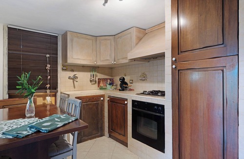 Celle Ligure Apartment | Lemon Green Apartment