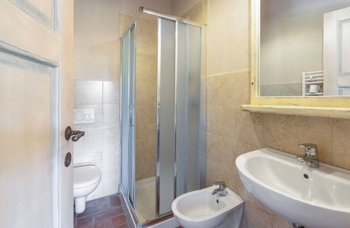 Badia Agnano House | Leopolda Selvarella by Geco Vacation Rentals