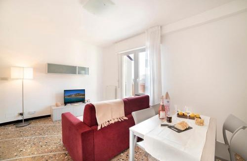 Pietra Ligure Apartment | Libeccio - Uno sguardo sui tetti
