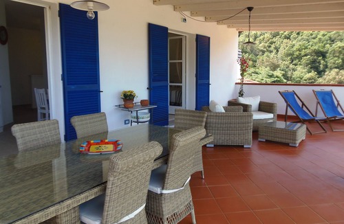 Rio nell'Elba Apartment | LIDA HOUSE three-room apartment in a beautiful panoramic location