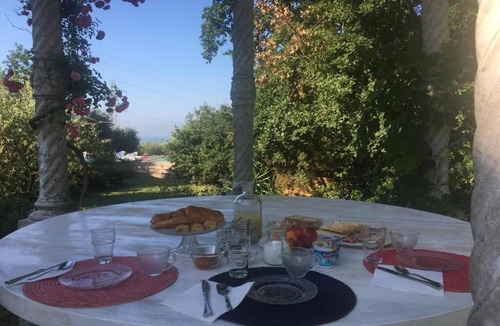Castelnuovo Magra Apartment | Little nice flat with pool