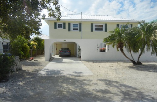 Summerland Key House | LIVING IN BEAUTIFUL PARADISE