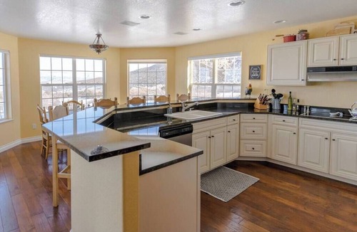 Mesa House | Lone Eagle Haven Great Views Grand Mesa