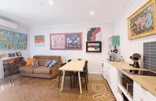 Albaro Apartment | Lord Nelson Morgan's Studio