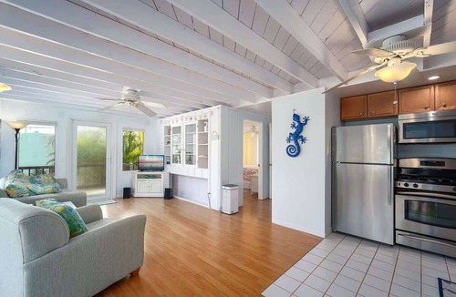 Summerland Key House | Love Shack | Charming cottage on Summerland Key