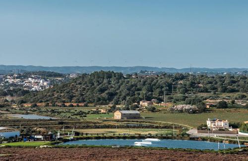Telheiro Apartment | Lovely 1 Bedroom Apartment in Resort with Pool