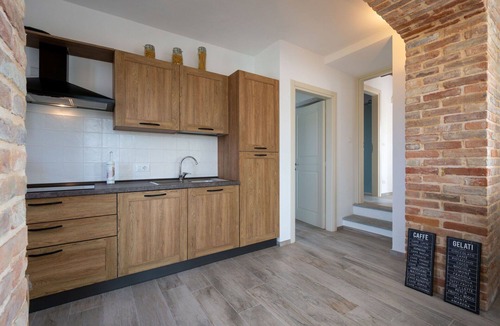 Costigliole d'Asti Apartment | Lovely apartment for 4 guests with WIFI, pool, A/C, TV and terrace