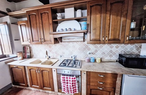 Gaiole in Chianti Apartment | Lovely apartment for 2 people with WIFI and TV