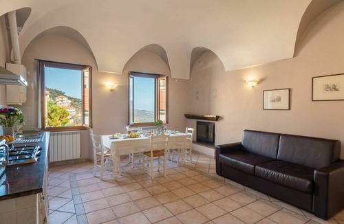 Boscomare Apartment | Lovely apartment for 4 guests with WIFI and TV