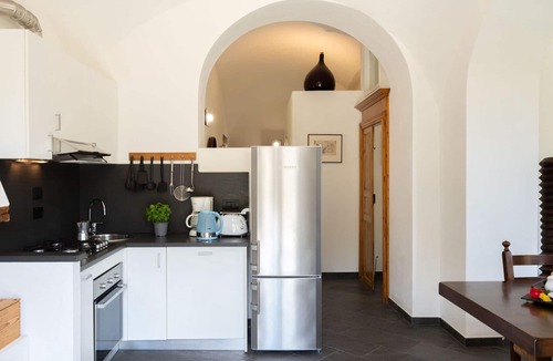 Dolcedo Apartment | Lovely apartment for 10 guests with WIFI, TV, terrace, pets allowed and panoramic view