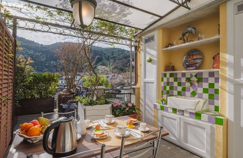 Bocca di Magra Apartment | Lovely apartment for 4 people with WIFI, TV and terrace
