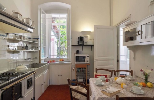 Prela Apartment | Lovely apartment for 9 people with TV, patio and pets allowed