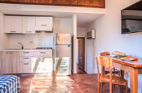 Patresi Apartment | Lovely apartment for 4 guests with A/C, TV and terrace