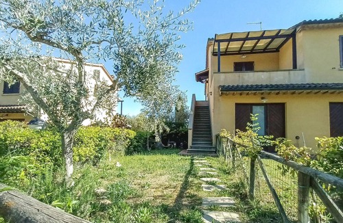 Montescudaio Apartment | Lovely apartment in Montescudaio with WiFi