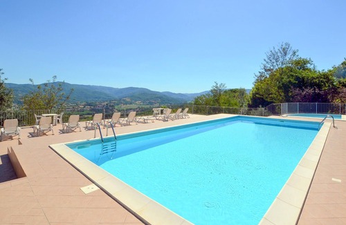 Citerna Apartment | Lovely apartment in Citerna with WiFi
