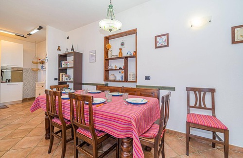 Capoliveri Apartment | Lovely Apartment in Capoliveri with Private Parking