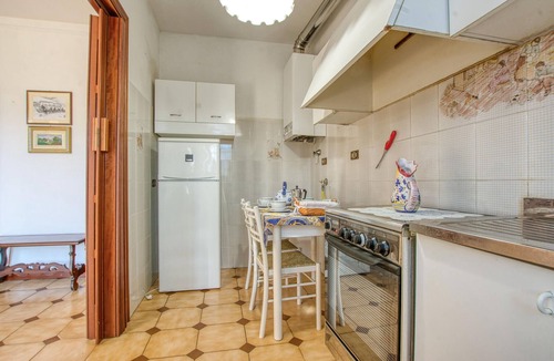 Maissana Apartment | Lovely apartment in Maissana with WiFi