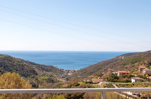 Tessi Apartment | Lovely apartment in Moneglia with WiFi