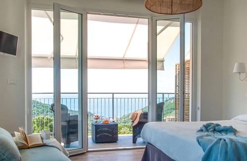 Tessi Apartment | Lovely apartment in Moneglia with WiFi