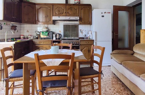 Varese Ligure House | Lovely home in Caranza(Varese Ligure)