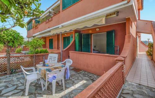Pantai House | Lovely Home In Pantai With Wifi