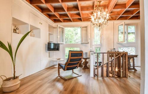 Deiva Marina House | Lovely Home In Deiva Marina With Wifi