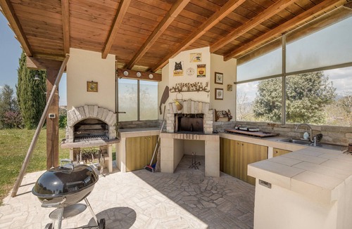 Collevecchio House | Lovely home in Collevecchio (RI) with sauna