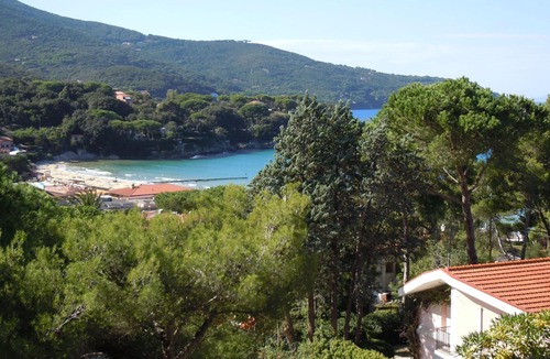 Procchio Villa | Lovely view of the Gulf of Procchio. Villa with 4 bedrooms and 2 bathrooms.
