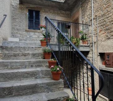 Acquasanta Terme House | Lucus House