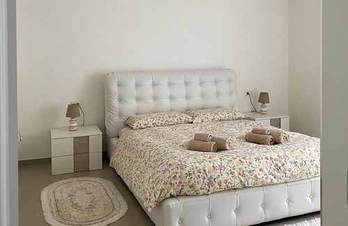 Comero Apartment | Luna Apartment