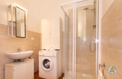 Silvi Apartment | Lungomare centrale di Silvi con parcheggio privato 81a