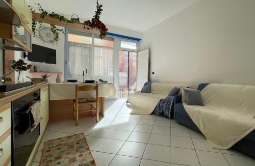 Borghetto Santo Spirito Apartment | [LUNGOMARE] 2 locali sul Mare con A/C