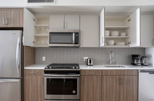 Lucerne - Higuera Apartment | Luxe Culver City 1BR w/Media Room & Gym, nr Light Rail, by Blueground