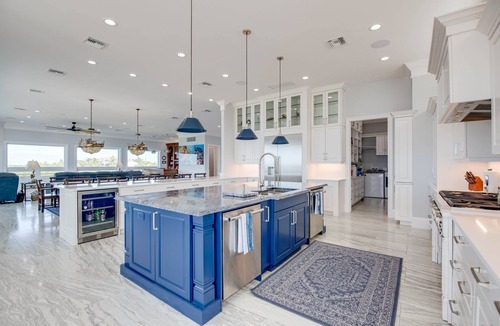 Ramrod Key House | Luxurious 6 Bedroom 8 Bath Open water pool home on Ramrod Key with great boating