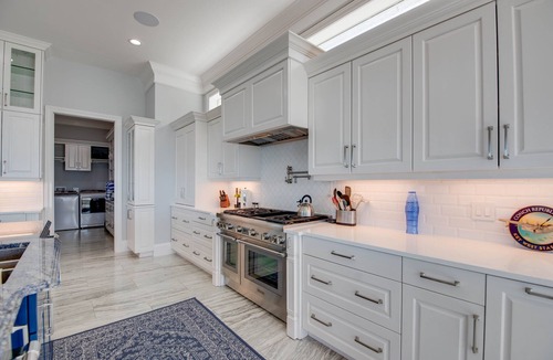 Ramrod Key House | Luxurious 6 Bedroom 8 Bath Open water pool home on Ramrod Key with great boating