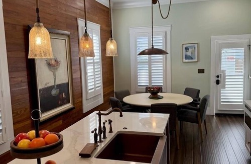 Historic Seaport House | Luxurious Island Pearl-Private Pool - 2BD/2Bath