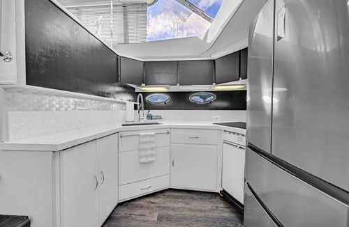 Key West Boat Rental | Luxury 2 stateroom Yacht FREE TIME