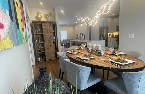 Whittier House | Luxury Downtown Boulder Home - Flatirons Views - Walk to Sundance Venues