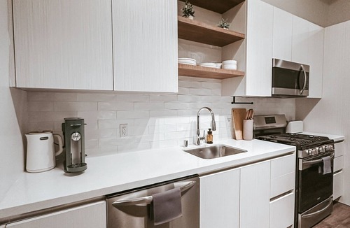 Waterfront Apartment | Luxury Downtown Long Beach Hub. Centrally located for every need.