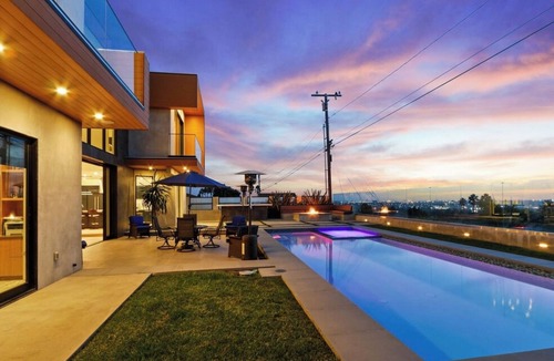 Ladera Heights Villa | Luxury LA Mansion with Ocean & City Views