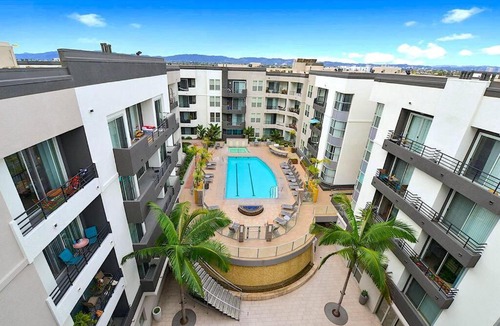 Marina del Rey Apartment | Luxury Marina Breeze Pool View Suite - 1BR, Pool, Balcony, Hot Tub, Gym
