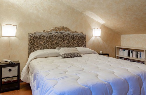 Castellaro Bed & Breakfast | Luxury on hillside with private garden and sea view