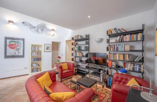 Old Town Apartment | Luxury Priori 46 - in City Center - ItalyWeGo