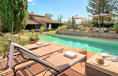 Castellina in Chianti Villa | Luxury Villa in Chianti with Winery up to 10pax