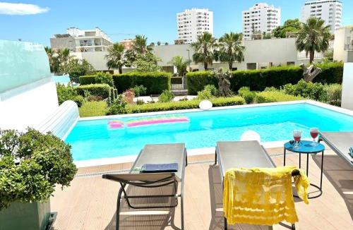 Correeira Villa | Luxury villa & private heatable pool in Albufeira