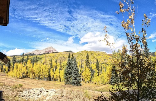 Purgatory House | Magnificent Townhome! Epic Mountain Views! Heated Pool! 2 Miles to Purgatory