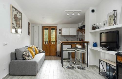 Ovindoli Apartment | Magnolia Loft - Ovindoli Ski & Mountain Retreat by RHR