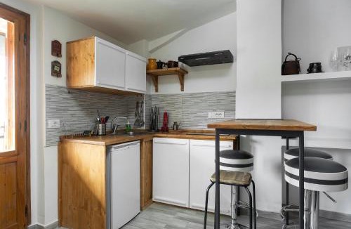 Ovindoli Apartment | Magnolia Loft - Ovindoli Ski & Mountain Retreat by RHR