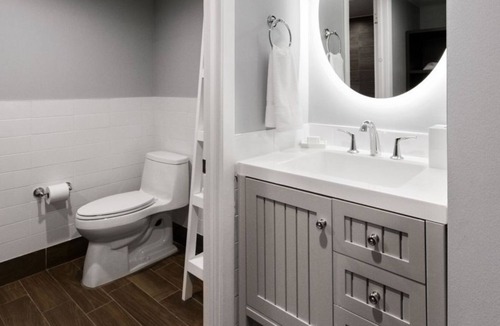Marathon Resort | Making The Best Memories Along The Way! 4 Great Units, Free Bike, Onsite Pool